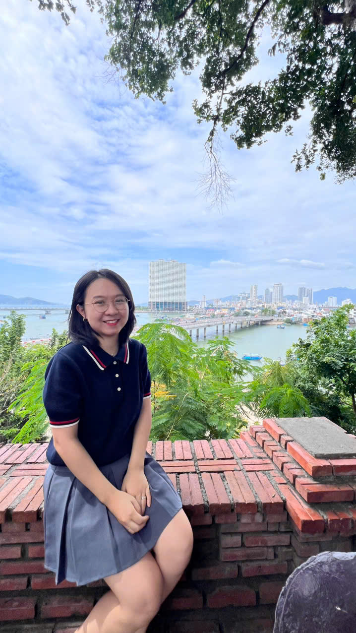 Cô Phan Nguyễn Cẩm Tú-Toán